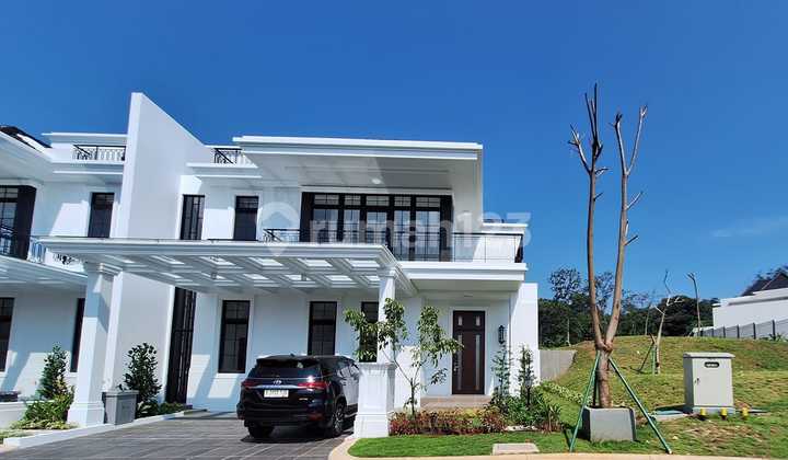 Dijual Cepat Rumah Mewah Cluster Baru, 3lantai, Fully Furnished, Posisi Hook, 4kt, Lt.252, Lokasi Strategis Di Sumarecon Bogor, Dekat Akses Tol , View Gunung, Shm, Rumah Bagus SHM di Marketing Gallery Sumarecon, Jl. Cibanon, Cibanon, Sukaraja, Bogor, Jawa
