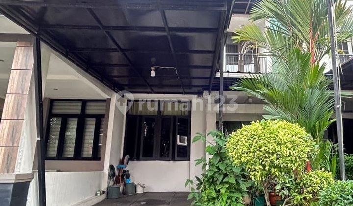 Dijual Rumah Lt.90 Cluster Baru Siap Huni, Sudah Renovasi, Shm, Bebas Banjir, Lokasi Strategis. Di Raffles Hills Cibubur. Rumah Shm