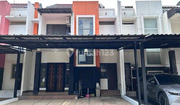 Disewakan Rumah Baru Di Raffles Hills Cibubur, 3kt, Unfurnished, Sudah Renovasi, Cluster Baru, Lokasi Strategis, Bebas Banjir, Bagus Siap Huni Rumah Bagus 1