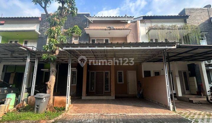 Dijual Rumah Minimalis lt.98 Siap Huni, Rumah Terenovasi Semi Furnished SHM Raffles Hills, Jakarta Timur 1