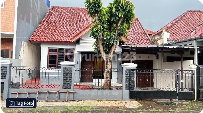Dijual Rumah Lt.200 Di Raffles Hills Cibubur, Siap Huni, Sudah Renovasi, Shm, Bebas Banjir, Lokasi Strategis, Dekat Lrt , Dekat Pintu Tol. Rumah Bagus SHM