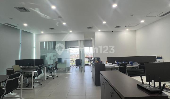 Office Space Furnished Strategis Sinergy Building Alam Sutera
