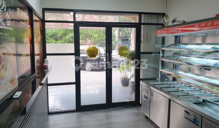 2.5-story shop house ready for use 2.5-story shop house ready for use