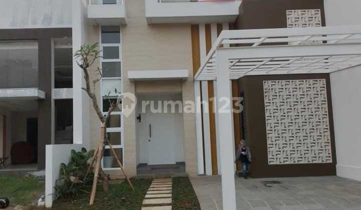 Rumah 2,5 Lantai Dalam Cluster Simatupang Jaksel