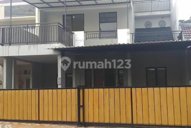 Rumah Taman Crysant 1