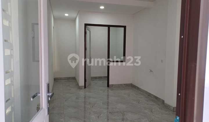 Rumah 2 Lantai Villa Melati Mas Bsd City Baru Lokasi Depan Taman 2