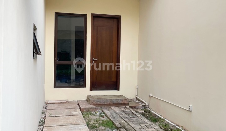 Rumah 2 Lantai Greenwich Mayfield BSD City Rapi Siap Huni 2