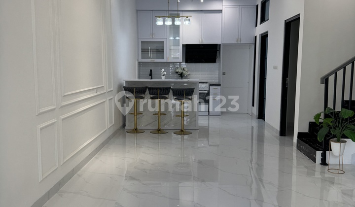 Rumah Kencana Loka 2