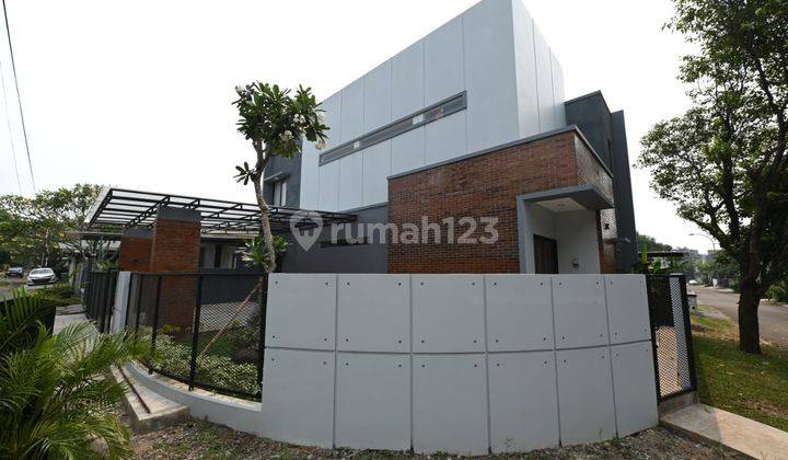 Rumah 2 Lantai Furnished Dekat Tol & KRL Kencana Loka BSD City 2