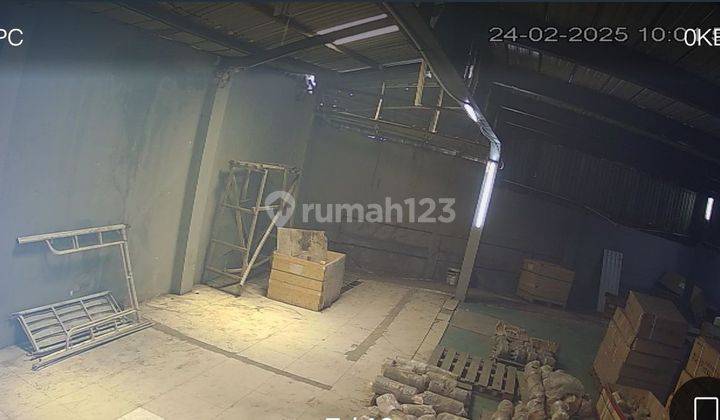 Gudang Sunter Di Lokasi Jalan Raya Yang Strategis 1