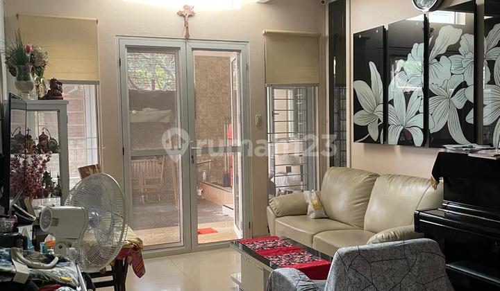 For Sale House in Casajardin Cluster, West Jakarta 14x15