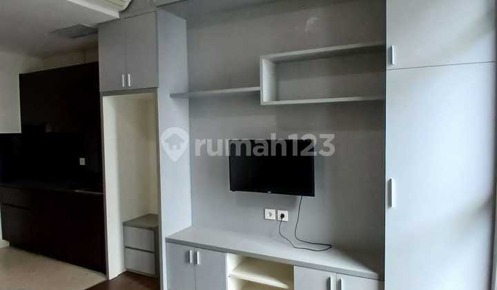 Disewakan Apartemen Puri Orchard Tipe Studio Furnished Dekat Puri 2