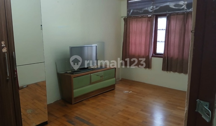 2-Story House with SHM in Sayap Supratman, Suitable for Young Families