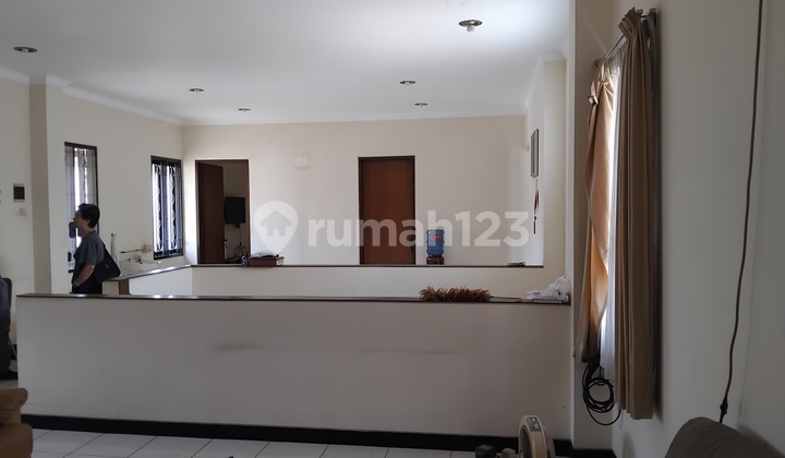 3-Storey Shophouse with SHM, Suitable for Gallery & Office 2