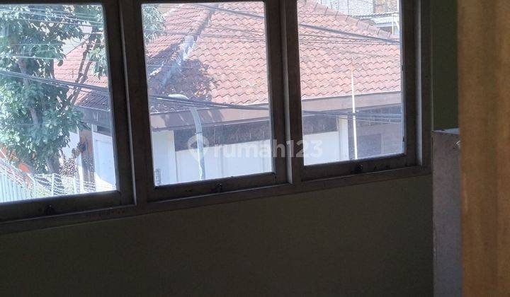 Rumah 2 Lantai Lokasi Strategis Di Pusat Kota Bandung  2