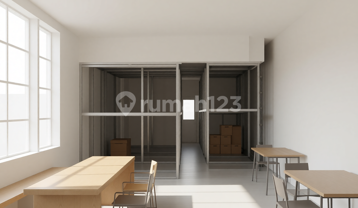 1-Story Commercial Space 84.0 M² SHM Land Calculation on Main Road in Bandung City