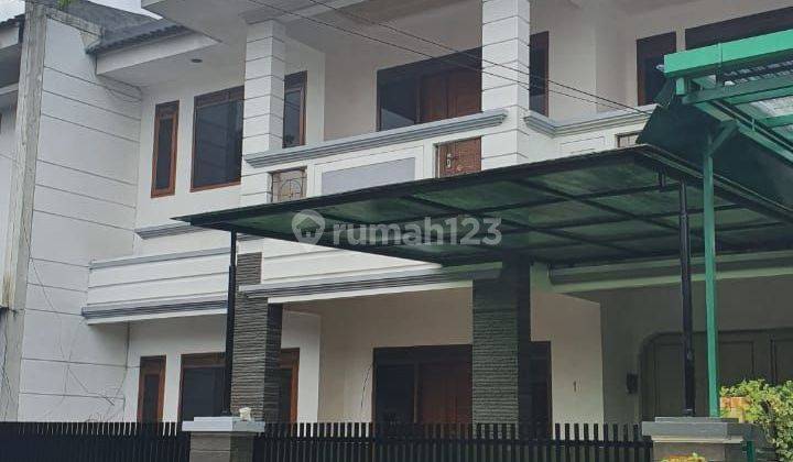 Rumah 2 Lantai Siap Huni Daerah Elite Batununggal 1