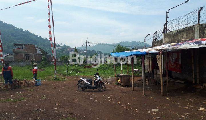 Tanah kosong di Gado Bangkong 2