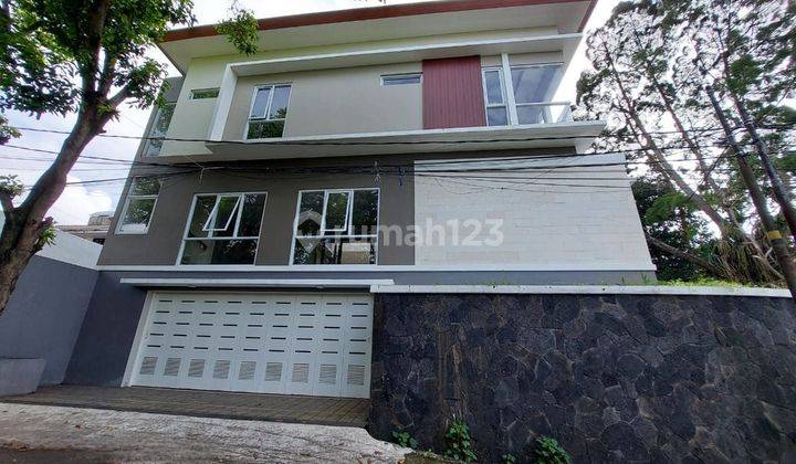 Dijual Rumah Baru Di Cigadung Dekat Dago Kota Bandung 1