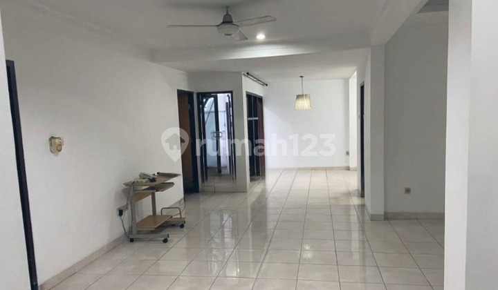 Rumah 1.5 lantai dalam komplek Taman Alfa Indah 2