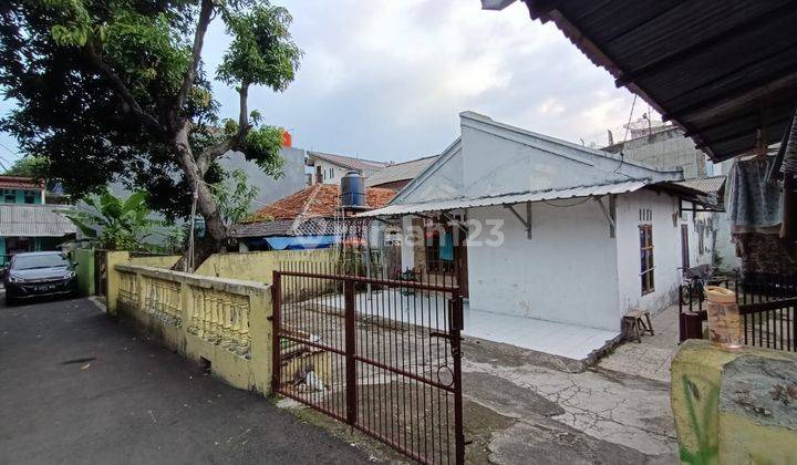 Rumah Luas Hitung Tanah di Meruya Utara Owner Bu Dekat Puri Indah 1