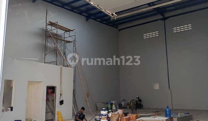 Warehouse in Eraprima Industrial Park Daan Mogot