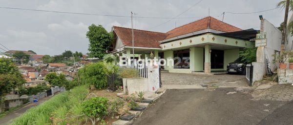 RUMAH KOST AKTIF TINGGAL NYEBRANG KE UNNES KELUD SEMARANG 1