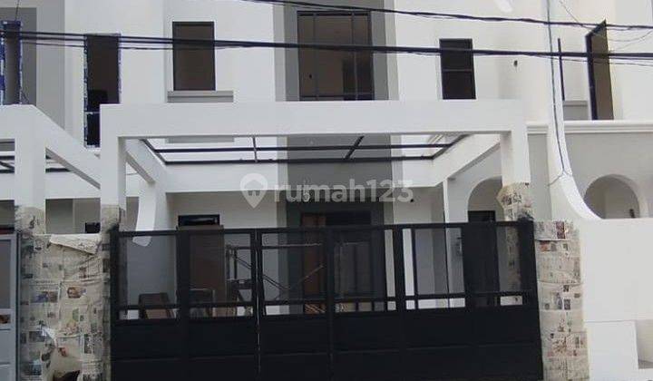 DIJUAL RUMAH GRESS DI PONDOK TJANDRA Surabaya Rumah 3 Lantai 2