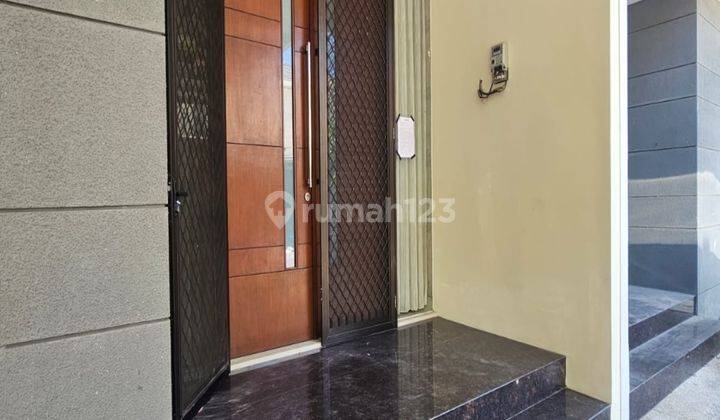 dijual rumah grand palais,minimalis Semi Furnished 2