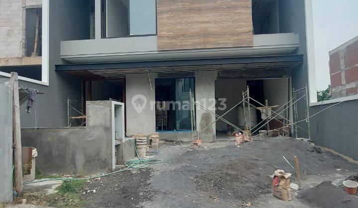 Di Jual  rumah baru gress, Citraland Utama 2