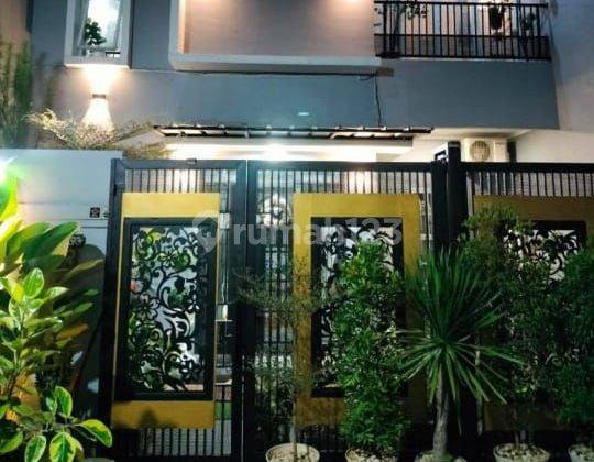 Rumah Cantik 2 Lantai Full Furnished Siap Huni Di Pondok Gede 1