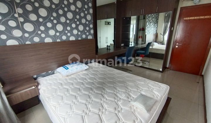 Comfortable & Modern 2-Bedroom Furnished Apartment at Thamrin Residence 2