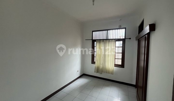 DIJUAL / DISEWAKAN RUMAH SIAP HUNI DI BCS KELAPA GADING Jakarta Utara