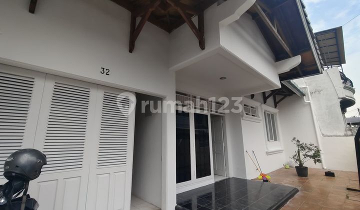 For Sale Luxury Ready-to-Occupy House in Pulo Asem Rawamangun, East Jakarta