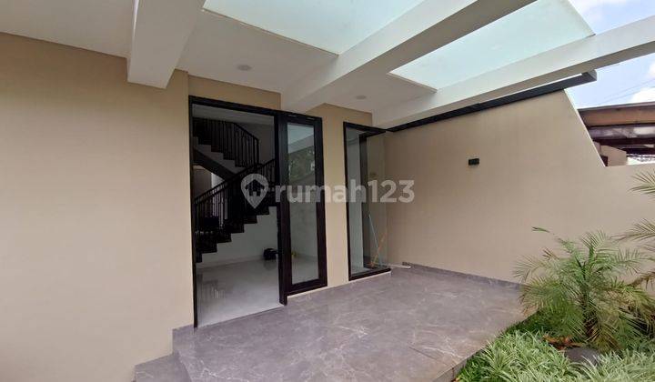 Dijual Rumah Brand New 2 Lantai di Cempaka Putih, Jakarta Pusat 1