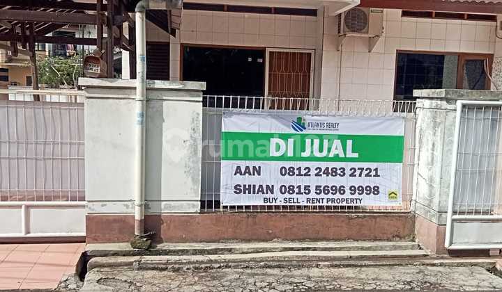 Dijual Rumah  2 lantai Hook  Perumahan Arlin Indah. Duren sawit, Jakarta Timur 