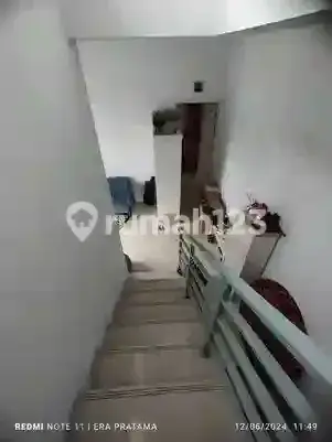 Rumah 2 Lantai Bagus Unfurnished SHM di Jl Pasir Impun, Bandung 2