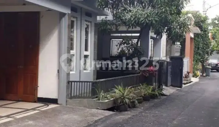 Rumah 2 Lantai SHM di Jl Padasuka, Bandung 2