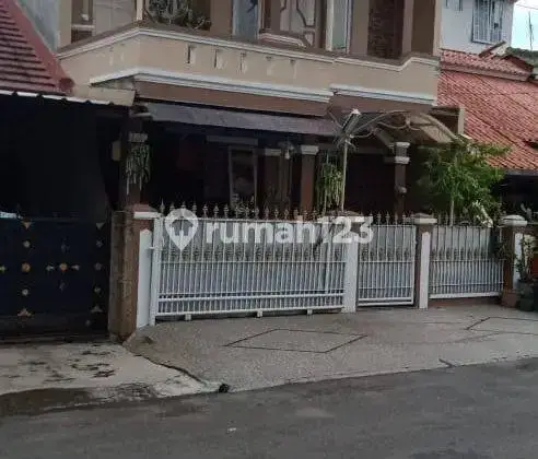 Rumah 2 Lantai Bagus Unfurnished di Jl Antapani, Bandung 1