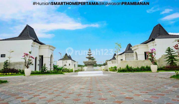 Rumah Tinggal Nyaman, American Classic di Pinggiran Kota Jogja 1