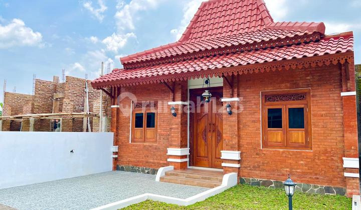 Exclusive Joglo House with Classic Javanese Ambiance, Freehold in Prambanan Tourist Destination 2