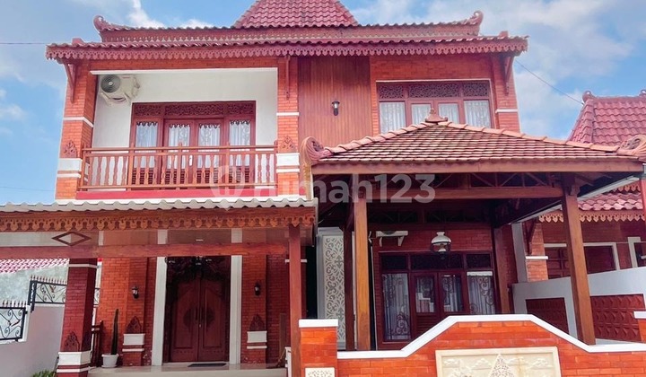 Rumah Joglo Mewah 2 Lantai dengan Nuansa Heritage di Area Prambanan Rumah Joglo Mewah 2 Lantai dengan Nuansa Heritage di Area Prambanan
