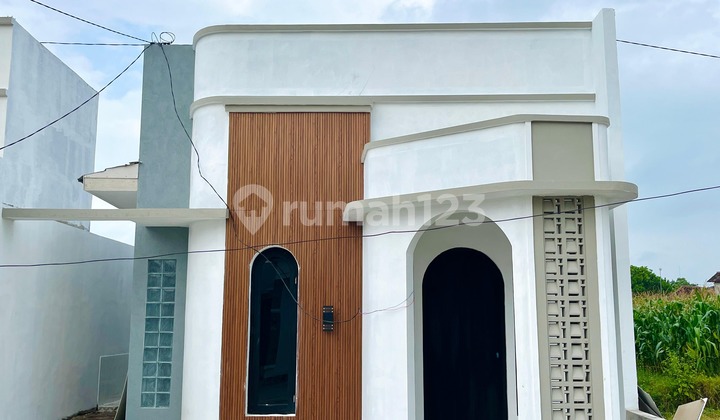 Year-End Big Sale! Single-Story House Priced at 200 Million. 2