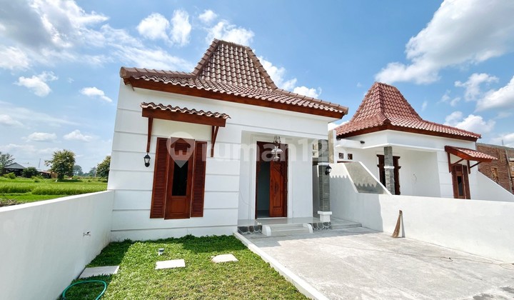 Rumah Baru Konsep Joglo Modern Dekat Exit Tol Prambanan 2