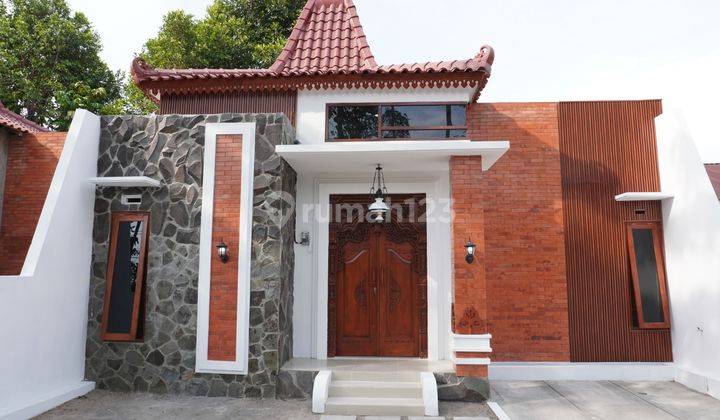 Rumah Baru Dalam Cluster Premium One Gate Dekat Exit Tol Prambanan 1