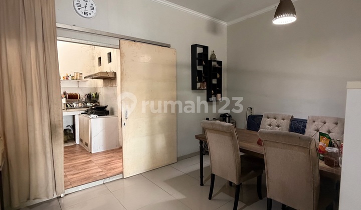 Rumah Bagus 2 Lantai Dalam Cluster Lokasi Strategis Area Ciledug Tangerang SHM Nego 2