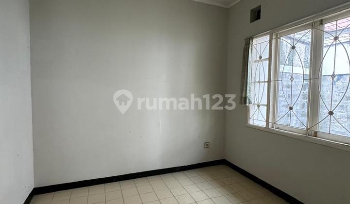 Rumah Hook Lokasi Strategis Dekat Tol Parigi Dalam Perumahan Graha Bintaro Tangerang Selatan Nego Shm 2