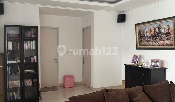 Rumah Bagus 2 Lantai Sektor 9 Siap Huni Lokasi Strategis Bintaro Jaya Tangerang Selatan SHM Nego 2