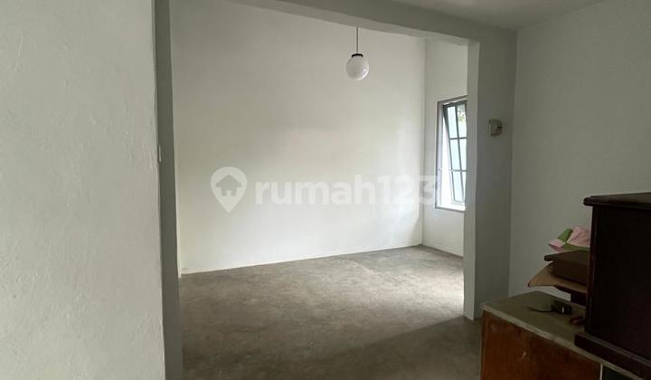 Newly Renovated House Ready to Live In a Strategic Location Housing Near Two KRL Stations Jurang Mangu and Sudimara Bintaro South Tangerang SHM Negotiable 2