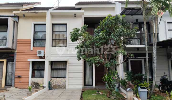 Rumah Bagus Siap Huni Terawat 2 Lantai Dalam Perumahan Lokasi Strategis Ciputat Timur Tangerang Selatan Dekat Stasiun KRL dan Akses Tol SHM Nego
